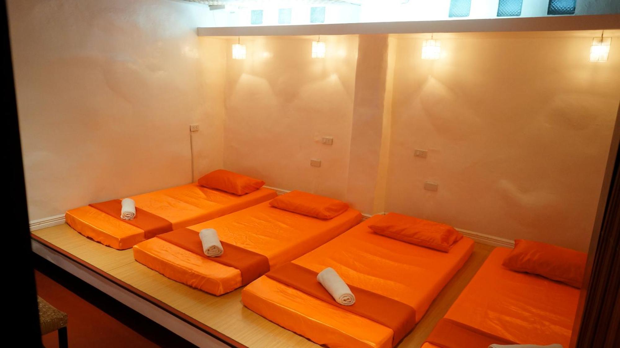 Orange Mangrove Pension House By Sms Hospitality Puerto Princesa Oda fotoğraf