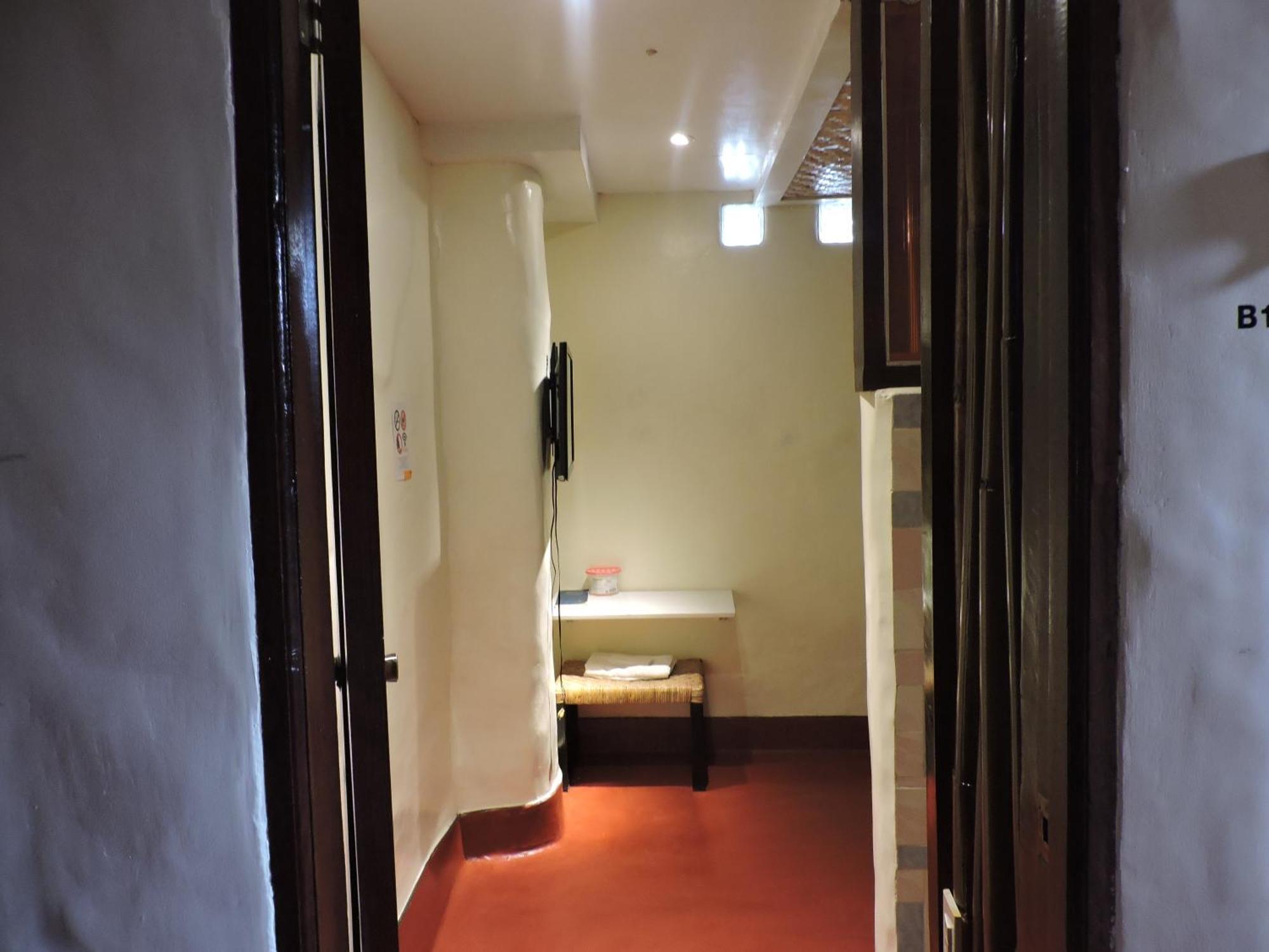 Orange Mangrove Pension House By Sms Hospitality Puerto Princesa Oda fotoğraf